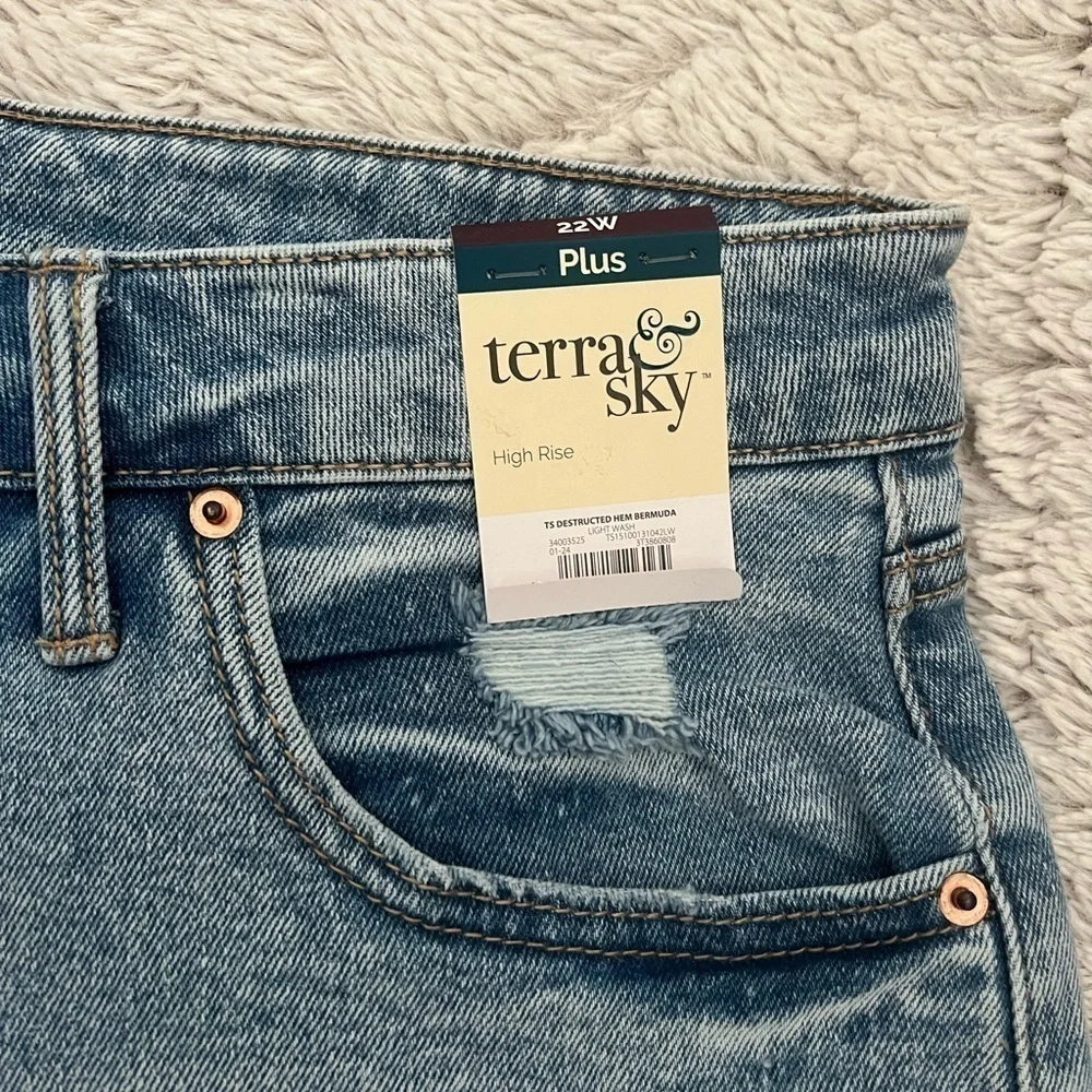 NWT Terra & Sky Denim Shorts Size 22W